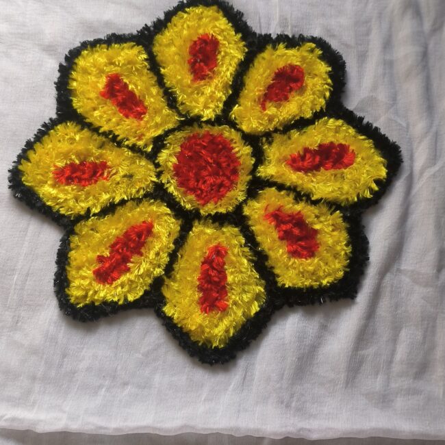Fur woolen dori rangoli mat